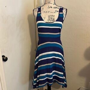 Bebe Sleeveless Hi-Low Stripe Boho Dress Feminine Multi Color Vacation Event